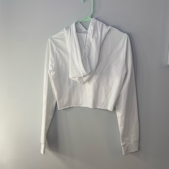 White cropped hoodie, size M - Picture 2 of 3